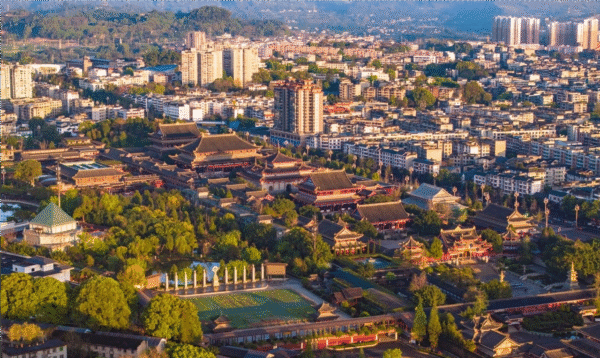 Private Leshan Giant Buddha & Huanglongxi/Buddha Temple Day Trip