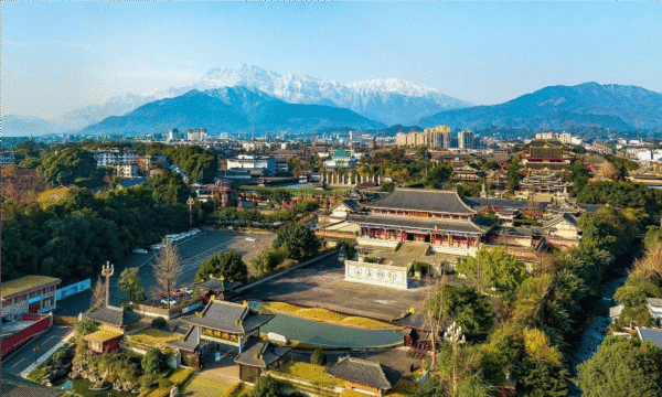 Private Leshan Giant Buddha & Huanglongxi/Buddha Temple Day Trip