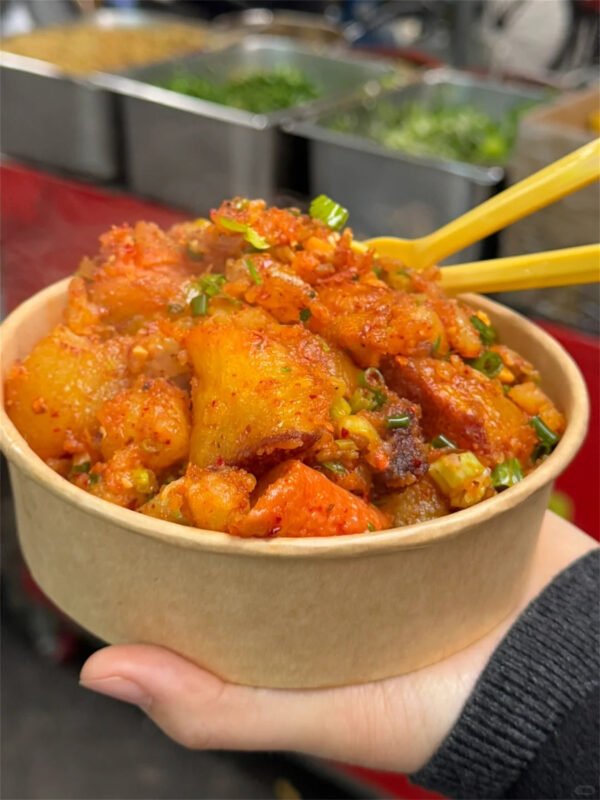 Chengdu: Market Walk & 7+ Local Breakfast Tastings