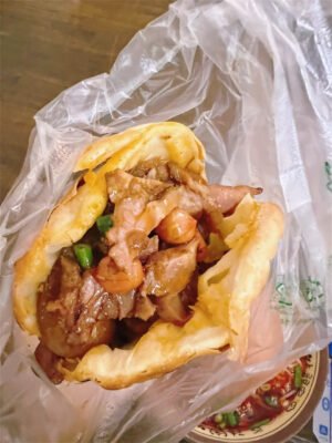 Chengdu: Market Walk & 7+ Local Breakfast Tastings