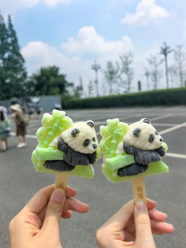 7 Chengdu Private Tour: Dujiangyan Panda Valley & Mount Qingcheng